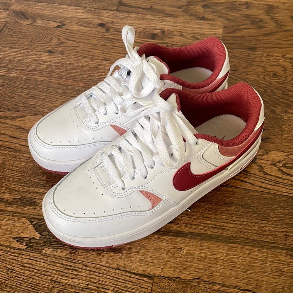 Women’s Nike